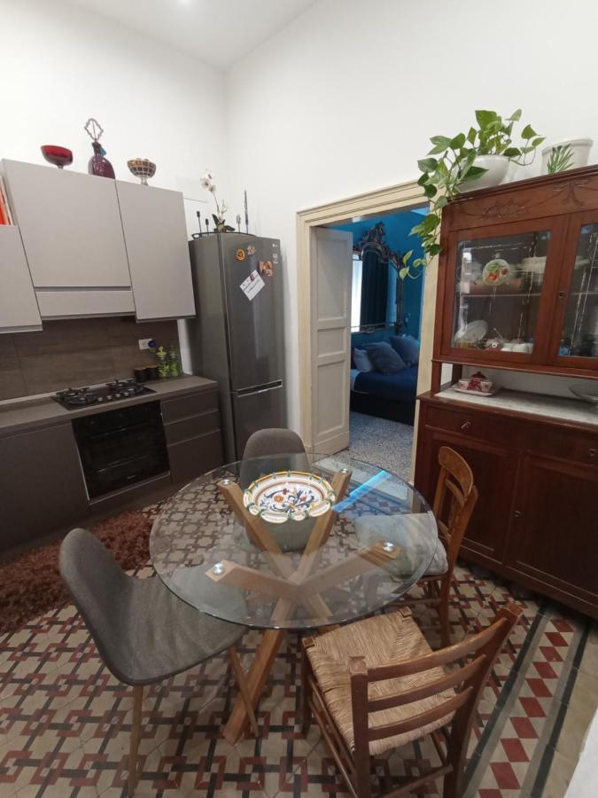 Dimora Lucia Apartment คาตาเนีย ภายนอก รูปภาพ