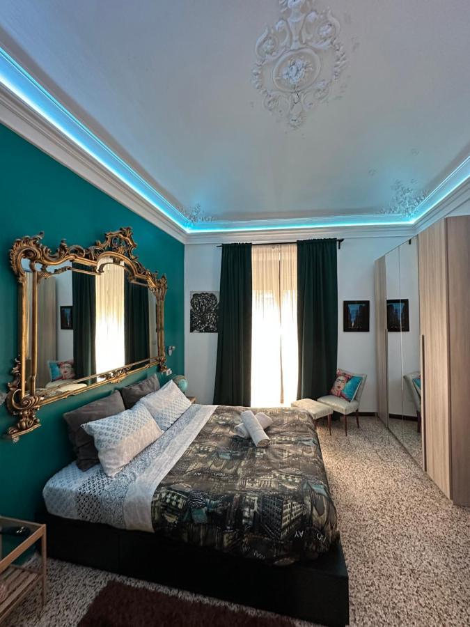 Dimora Lucia Apartment คาตาเนีย ภายนอก รูปภาพ